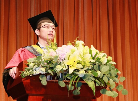 機(jī)械與動(dòng)力工程學(xué)院 熊振華教授 機(jī)械與動(dòng)力工程學(xué)院 熊振華教授