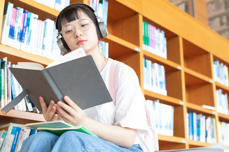 深圳大學(xué)同等學(xué)力可以異地上課嗎