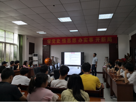 安徽理工大學空間信息與測繪工程學院赴池州學院進行研究生招生宣傳 安徽理工大學空間信息與測繪工程學院赴池州學院進行研究生招生宣傳