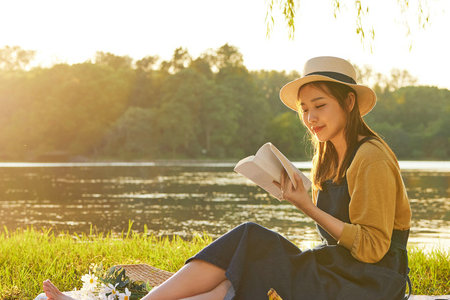中國政法大學政治學在職研究生學歷