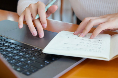 上海對外經(jīng)貿(mào)大學外國語言學及應用語言學在職研究生招生動態(tài) 上海對外經(jīng)貿(mào)大學外國語言學及應用語言學在職研究生招生動態(tài)