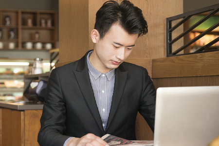 政治學(xué)在職研究生學(xué)費 政治學(xué)在職研究生學(xué)費