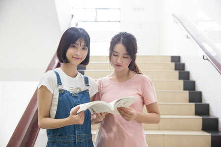 英國華威大學招生類型及專業 英國華威大學招生類型及專業