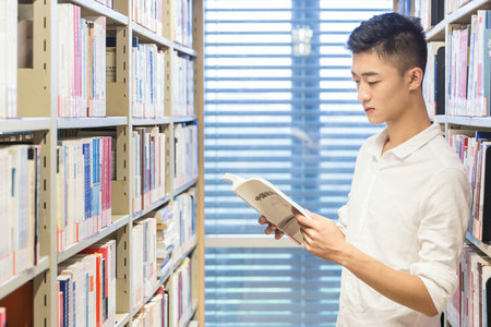 中國人民大學(xué)工商管理中外合辦英語要求 中國人民大學(xué)工商管理中外合辦英語要求