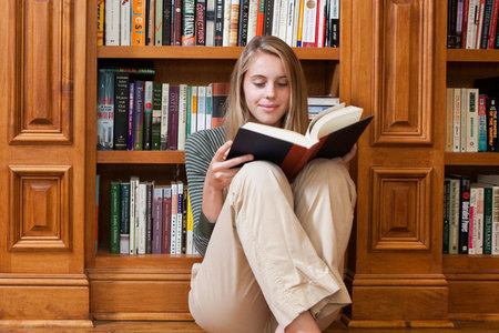 法國里昂商學院高級工商管理中外合辦招生條件 法國里昂商學院高級工商管理中外合辦招生條件