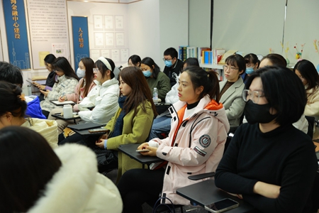 “金融衍生品市場(chǎng)發(fā)展的歷史、現(xiàn)狀與展望”——學(xué)部舉行學(xué)習(xí)貫徹黨的二十大精神暨學(xué)科歷史文脈傳承活動(dòng) “金融衍生品市場(chǎng)發(fā)展的歷史、現(xiàn)狀與展望”——學(xué)部舉行學(xué)習(xí)貫徹黨的二十大精神暨學(xué)科歷史文脈傳承活動(dòng)