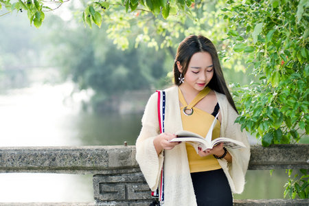 美國(guó)布魯克斯大學(xué)國(guó)際碩士招生時(shí)間