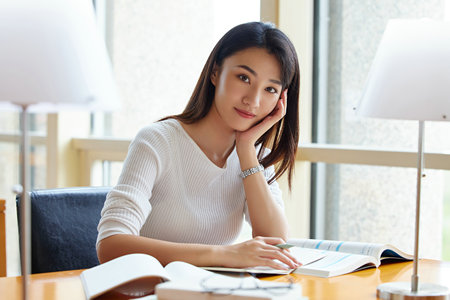 英國(guó)愛丁堡龍比亞大學(xué)國(guó)際碩士證書 英國(guó)愛丁堡龍比亞大學(xué)國(guó)際碩士證書