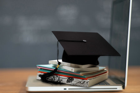 美國羅商大學國際博士不需要參加考試 美國羅商大學國際博士不需要參加考試