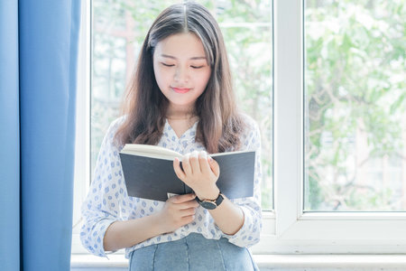 美國西東大學(xué)國際博士招生時(shí)間