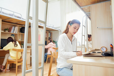 法國諾歐商學院報考條件及流程 法國諾歐商學院報考條件及流程