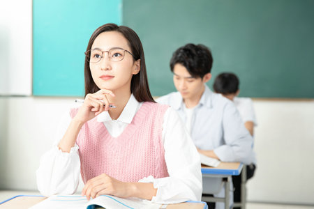 法國諾曼底管理學院國際博士招生簡章 法國諾曼底管理學院國際博士招生簡章