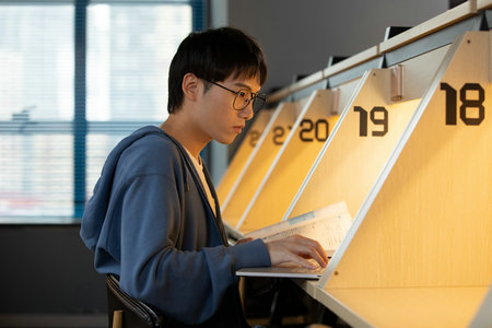 英國華威大學(xué)國際博士招生簡章 英國華威大學(xué)國際博士招生簡章