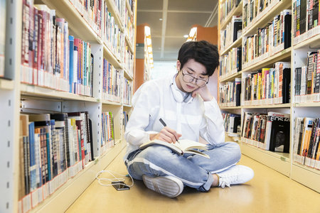 廣東外語外貿大學同等學力申碩招生簡章 廣東外語外貿大學同等學力申碩招生簡章