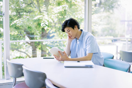 法國(guó)諾曼底管理學(xué)院國(guó)際博士好考嗎 法國(guó)諾曼底管理學(xué)院國(guó)際博士好考嗎