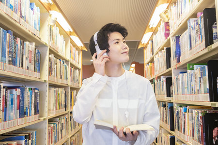 廣西在職研究生報(bào)名及考試時(shí)間 廣西在職研究生報(bào)名及考試時(shí)間