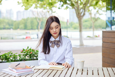 紡織工程非全日制研究生就業方向與前景 紡織工程非全日制研究生就業方向與前景