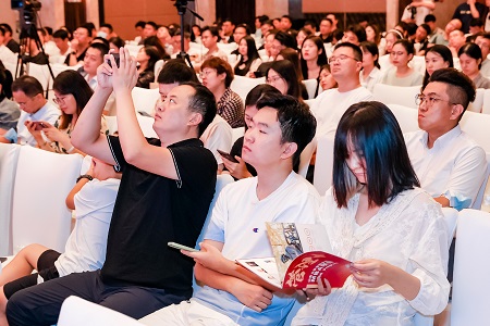 以顧客為中心 筑牢營銷的底層邏輯 以顧客為中心 筑牢營銷的底層邏輯