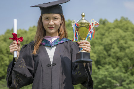 浙江大學(xué)同等學(xué)力申碩學(xué)費(fèi)一覽表 浙江大學(xué)同等學(xué)力申碩學(xué)費(fèi)一覽表