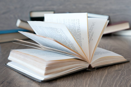 湖南大學新聞與傳播學在職研究生招生條件 湖南大學新聞與傳播學在職研究生招生條件