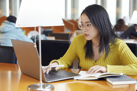 桂林電子科技大學在職研究生考試科目