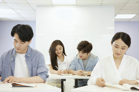 西南政法大學民商法學在職研究生招生信息 西南政法大學民商法學在職研究生招生信息